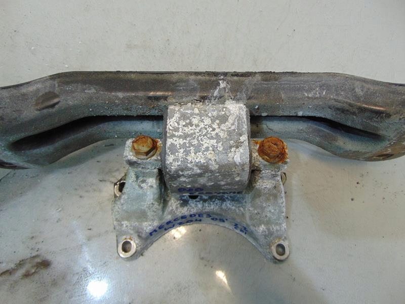 фото №6, Балка усилитель pod коробка передач w204 2.2 cdi