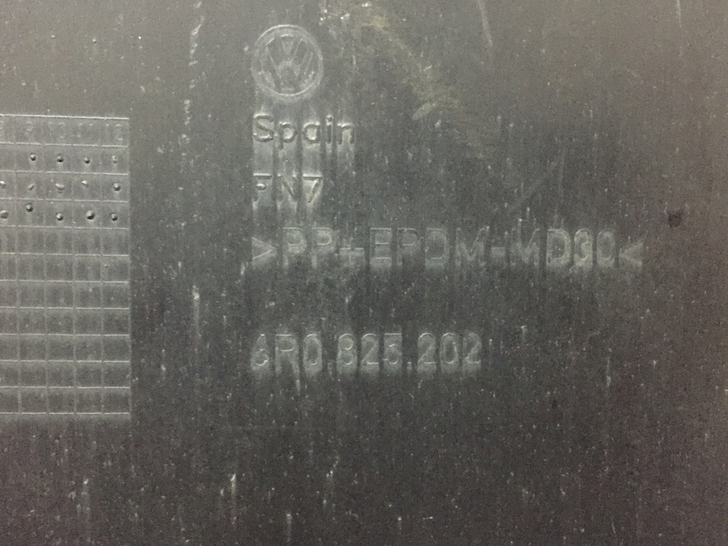 фото №6, Audi a1 8x 2012 защита подвеска брызговик правая 6r0825202