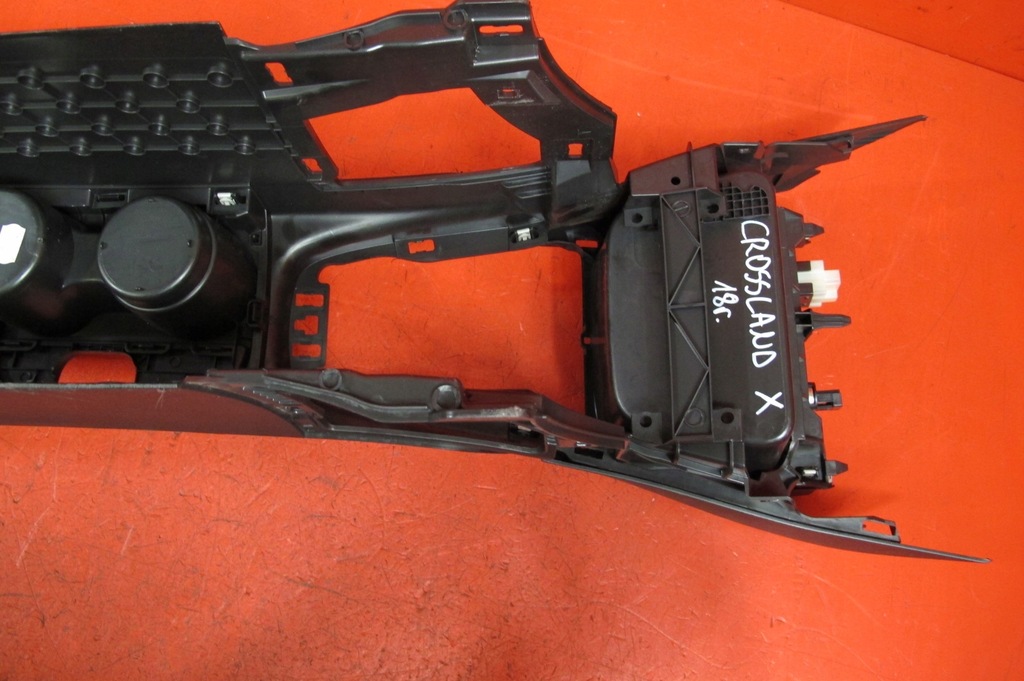 фото №9, Opel crossland x p17 h75 туннель средний port usb