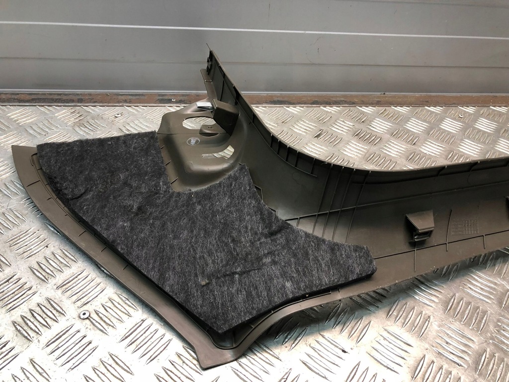 фото №8, Audi q5 sq5 2015 левая сторона молдинг порог передняя