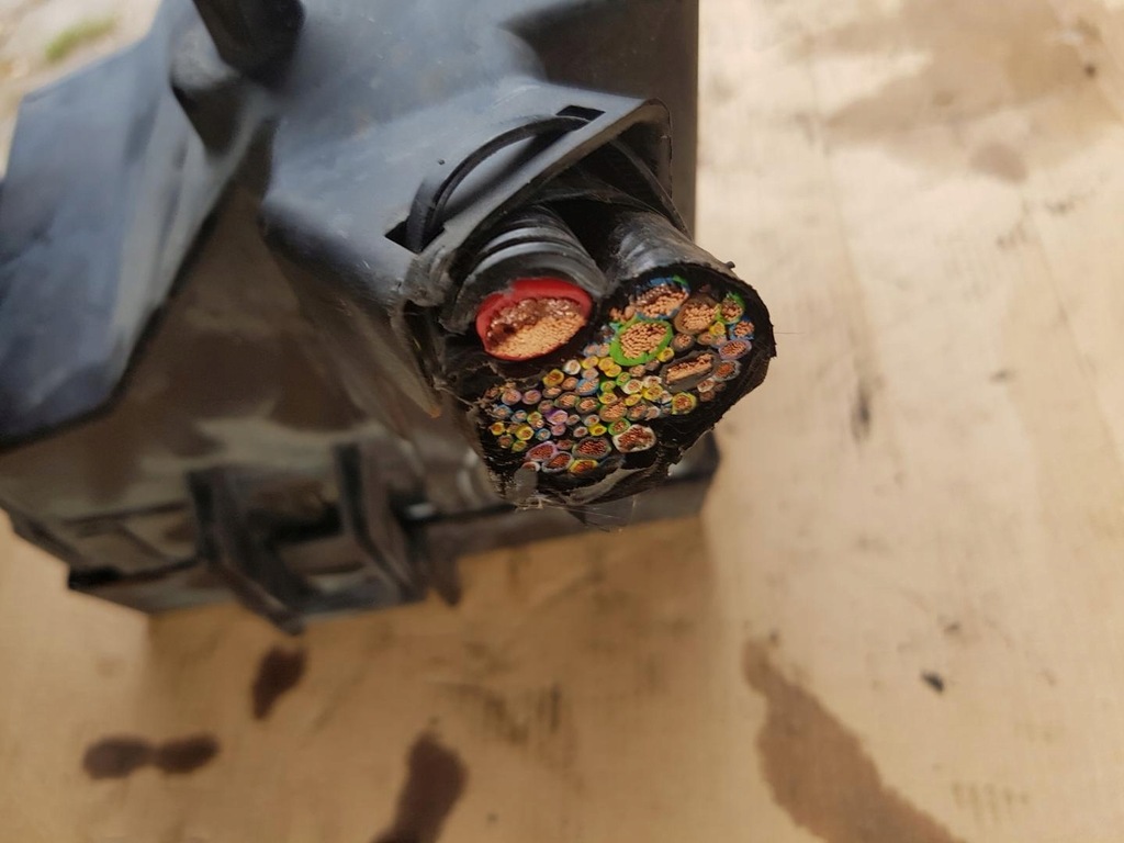 фото №5, Коробка предохранителей 1.5tdci ford ecosport