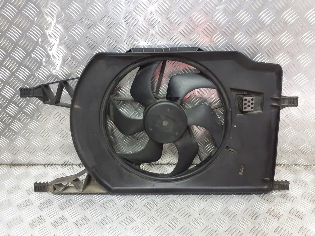 фото №1, Вентилятор renault vel satis 2.2 dci 8200025636