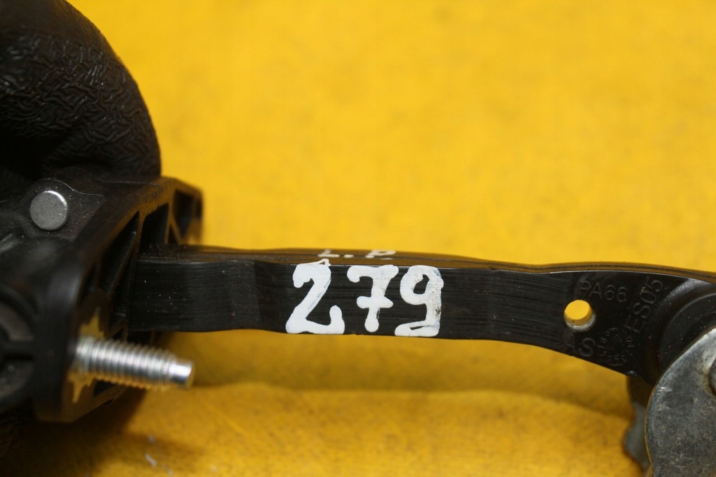 фото №6, Обмежувач двері лівий перед alfa giulietta