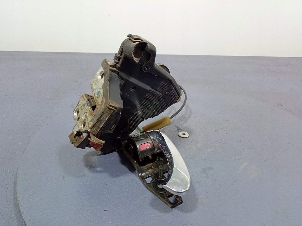 фото №3, Toyota camry xv40 замок двері перед правий передній 4 pin