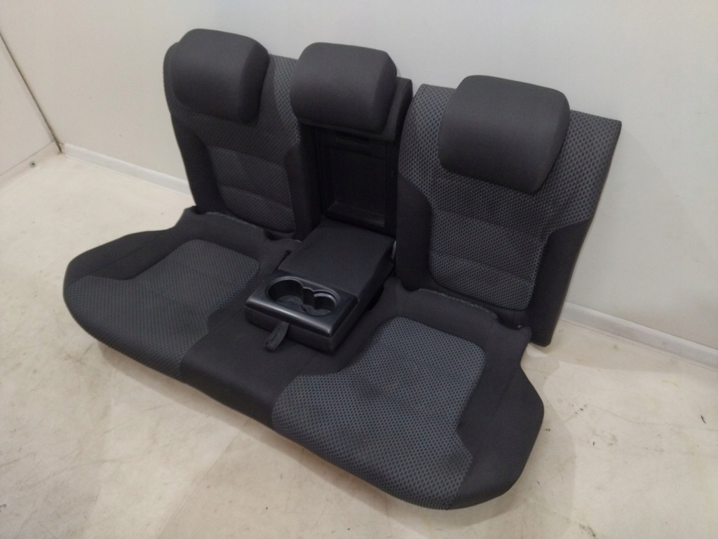 фото №7, Обивка комплект сиденья заднее сиденье материал vw jetta vi 5c 2010-2014r