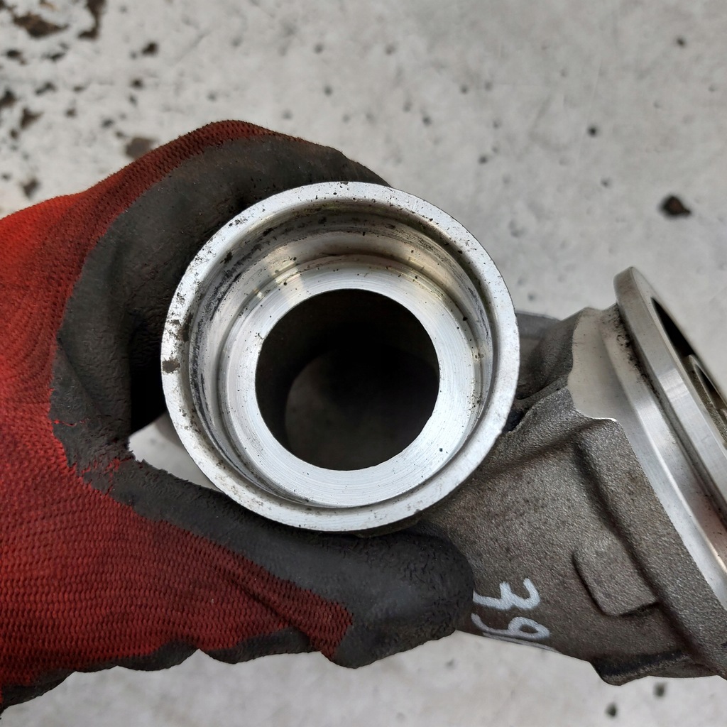 фото №10, Volvo v40 ii d4 2,0d 2014 клапан турбины 31293679