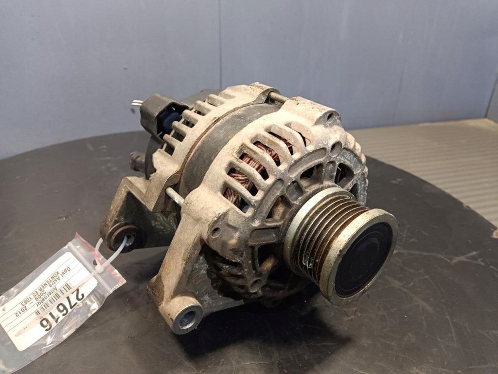 Купить Opel astra j 1.4t генератор 13500582