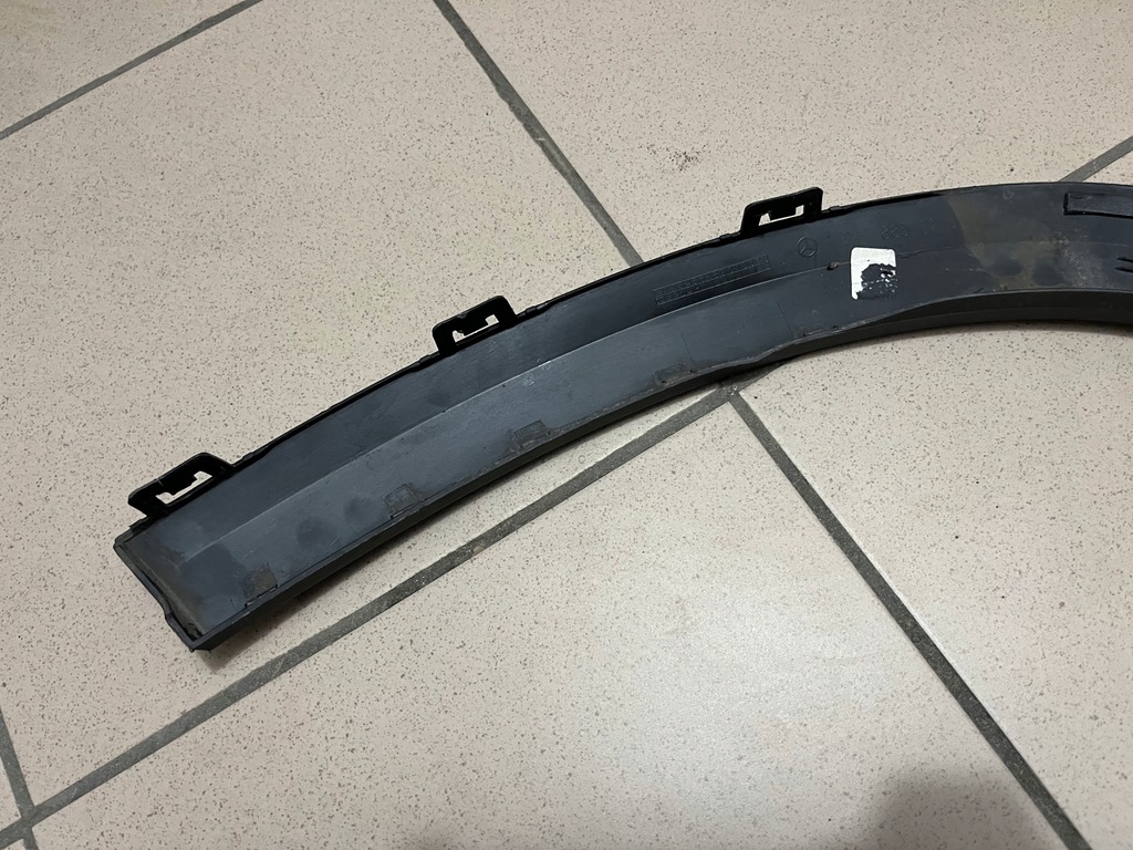 фото №10, Mercedes glb w247 a247 молдинг крила накладка ліва задня задня