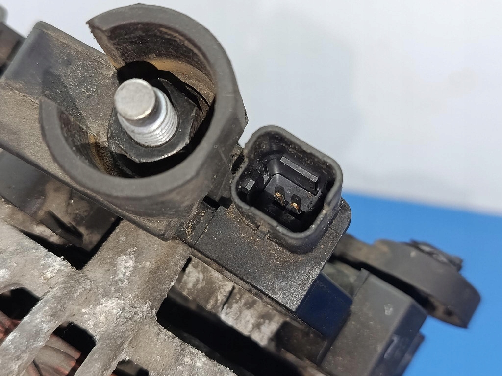 Peugeot 207 1.6hdi генератор 9646321880 bosch 0124525035 150a test Зі Шроту