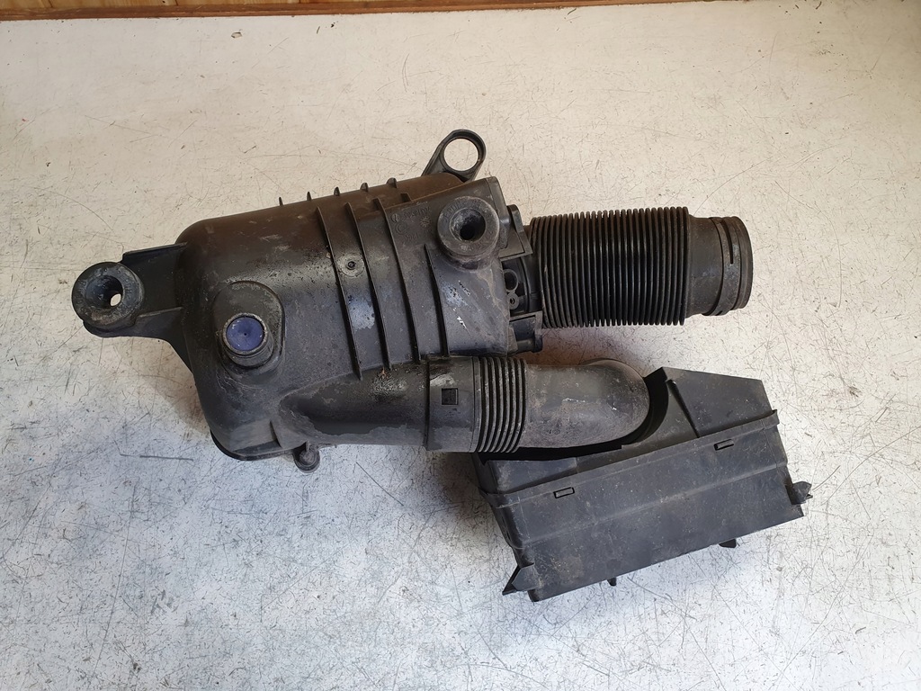 фото №7, Корпус фильтра воздуха vw skoda audi 1k0129601cj