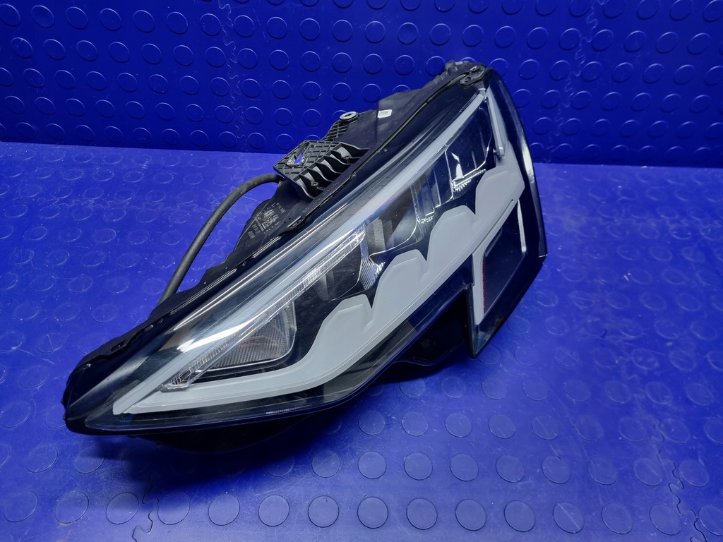 фото №6, Audi a3 8y комплектная левая передняя лампа led оригинал 8y0941011b