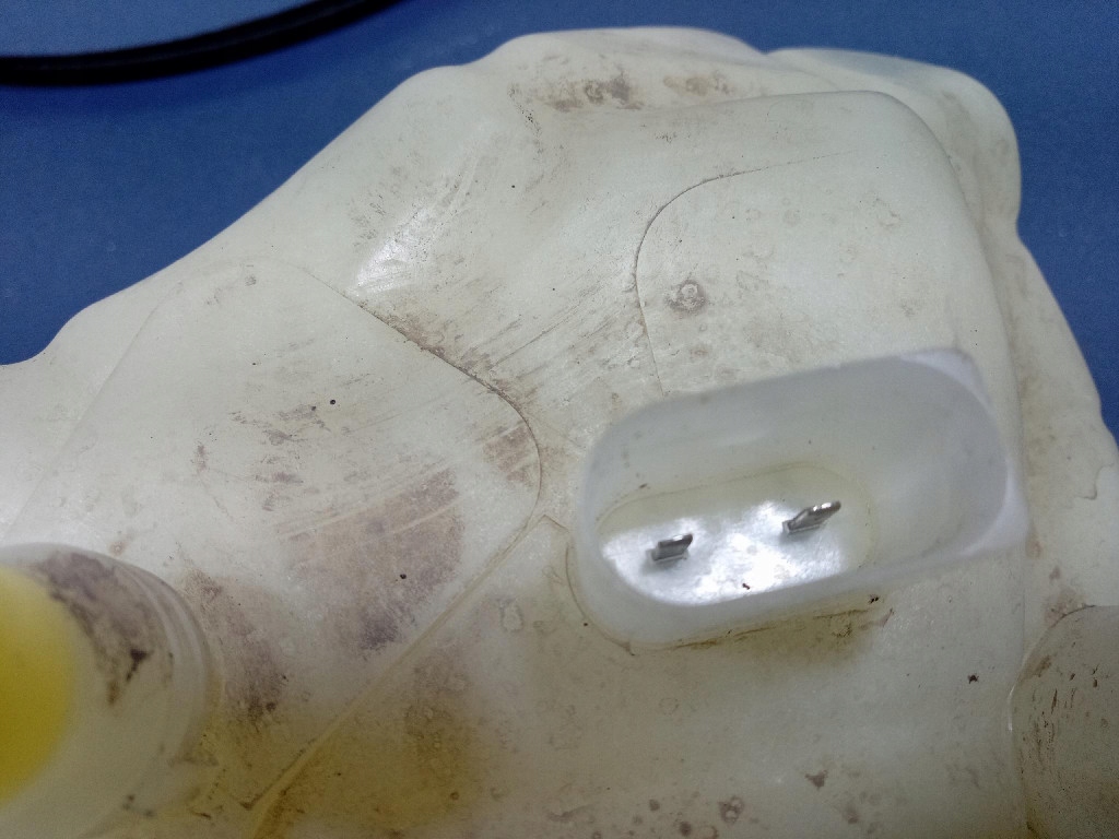 Bmw ix i20 xdrive40 бачок розширювальний 8474796 в Україні