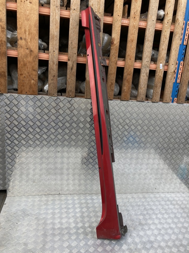 фото №1, Молдинг порог правая toyota prius iv 15-