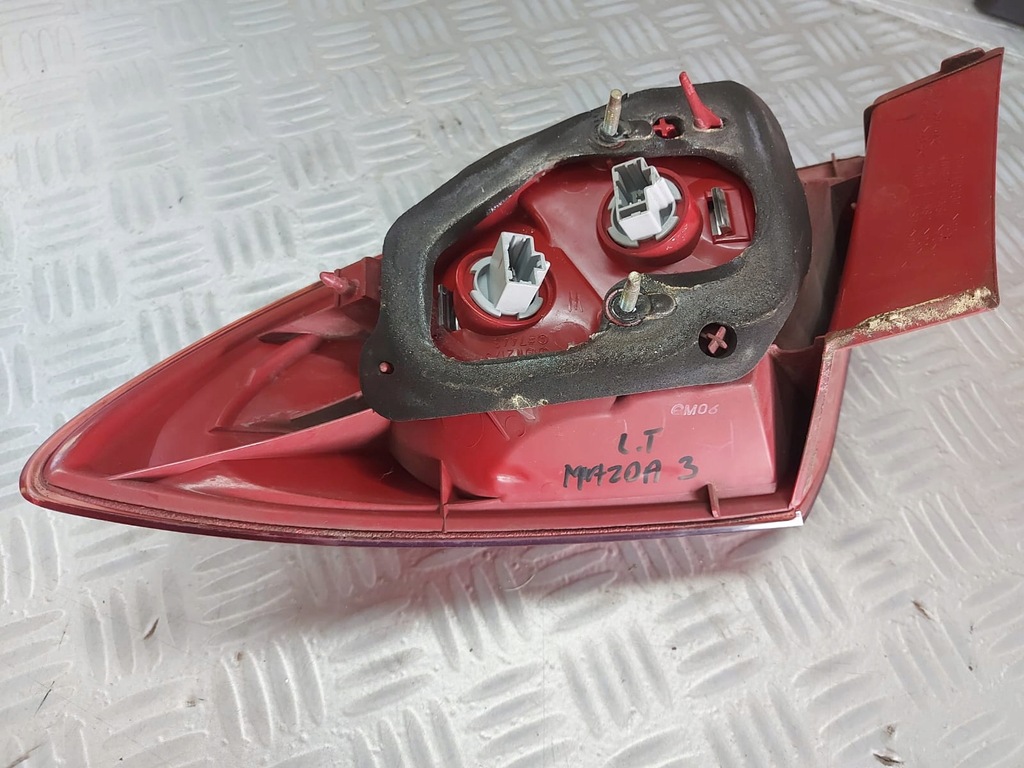 фото №6, Mazda iii 3 bk hb лампа левый задняя оригинал europa