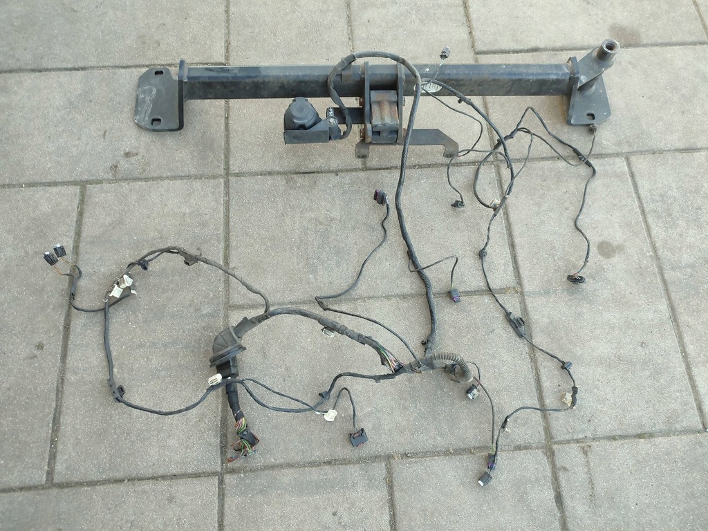 фото №10, Hak буксирувальний джгут bmw x1 f48 f49