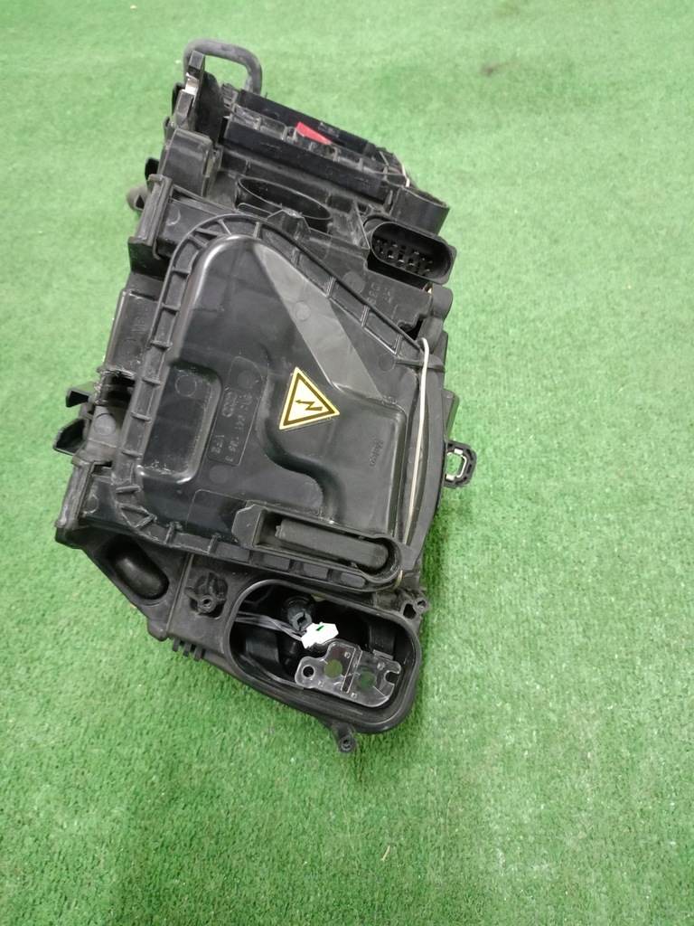 фото №8, Лампа перед права audi q5 lift 8r0