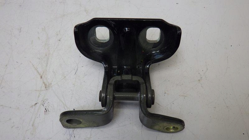 фото №1, Петля дверь левый задняя верхний citroen c3 aircross