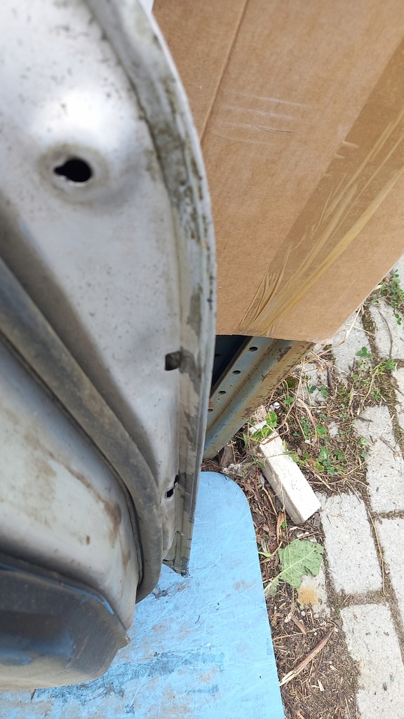 фото №12, Дверь задняя задние правое mitsubishi carisma sedan