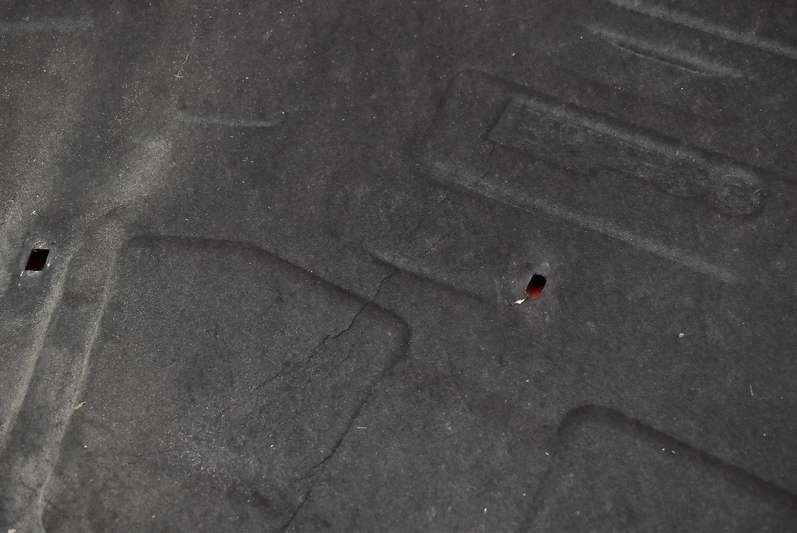 фото №9, Шумоизоляция подкрылок мат капот audi a4 b8 2.0 tdi 143 km 07-11