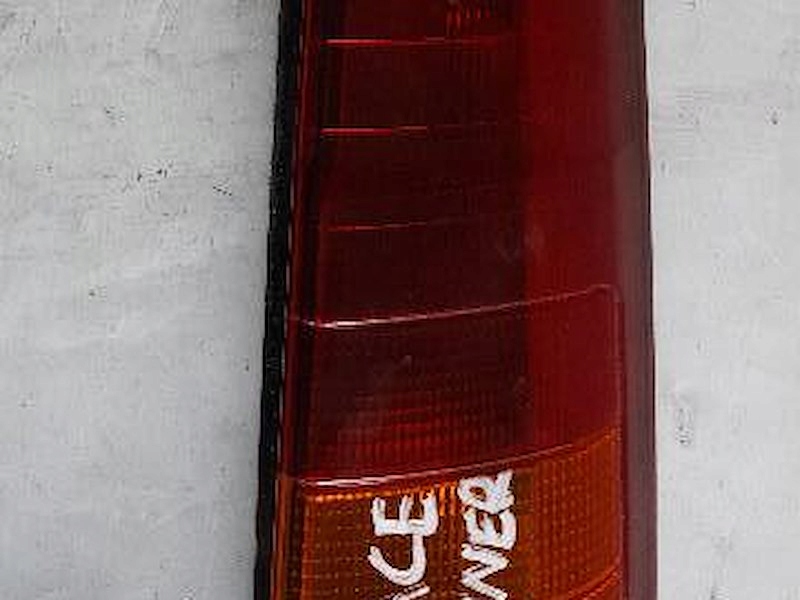 фото №1, Лампа права задня mitsubishi space runner