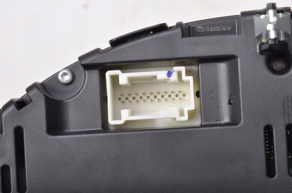 фото №7, Mercedes w172 r172 счетчик приборы a1729008012 anglik