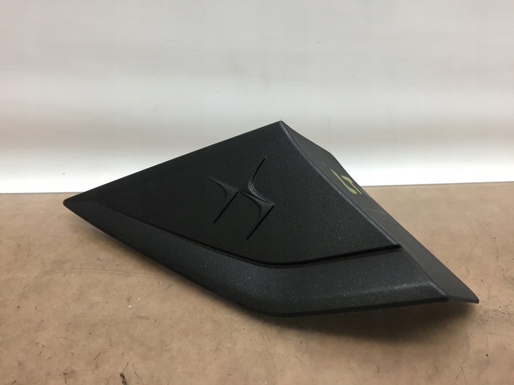 фото №1, Citroen ds7 заглушка трикутник крила лівий