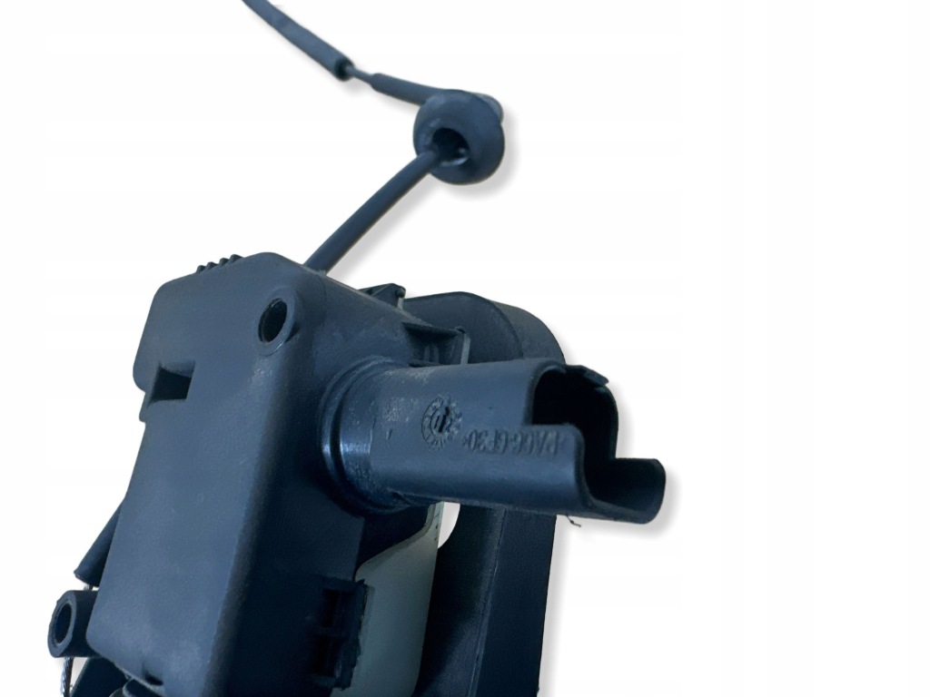 Кришка заливної пального jeep grand cherokee 2010 -2021 68031821ac в Україні