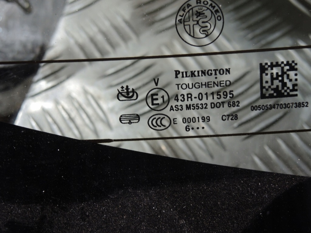 фото №3, Alfa romeo giulia стекло задняя тонированная as3 2016 rok