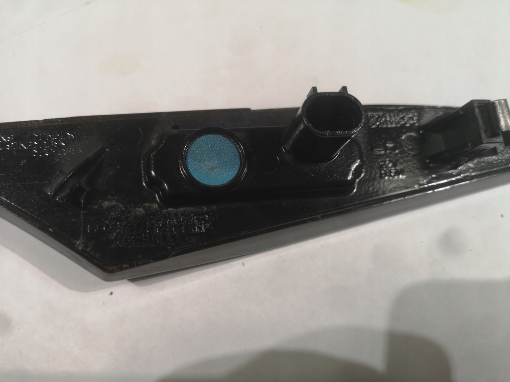 фото №6, Габаритный фонарь лампа габаритная отражатель левая перед mclaren mp4