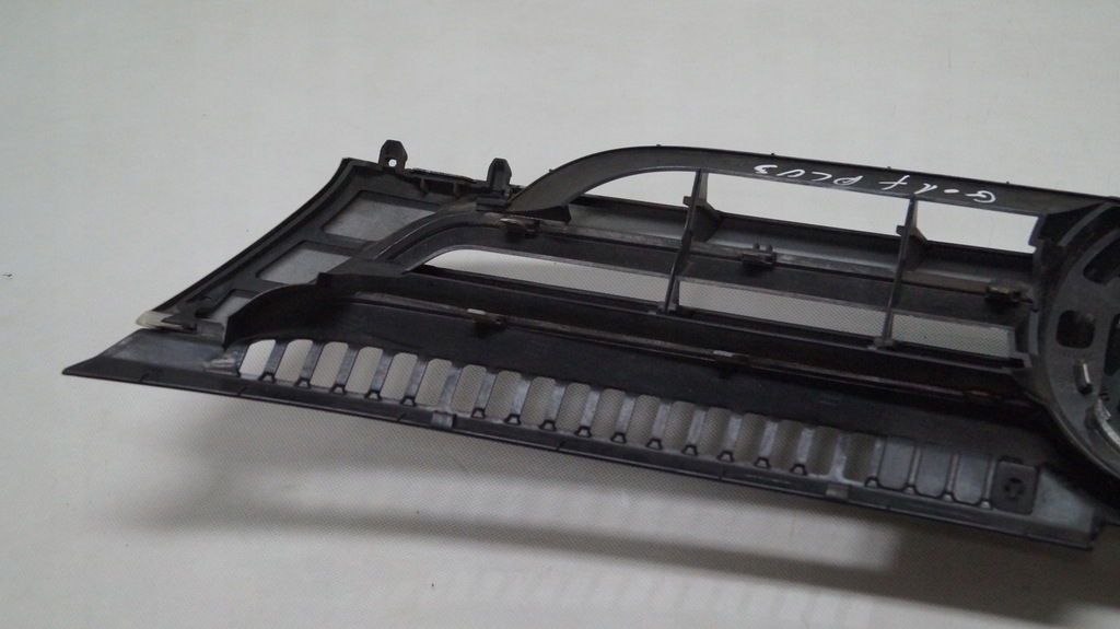 фото №14, Решётка радиатора решётка радиатора vw golf v plus 2008