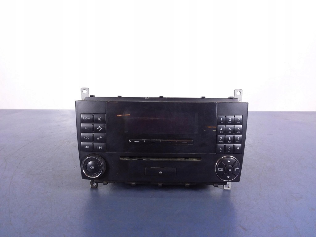 фото №1, Mercedes c w203 радио радиопроигрыватель a2038273842