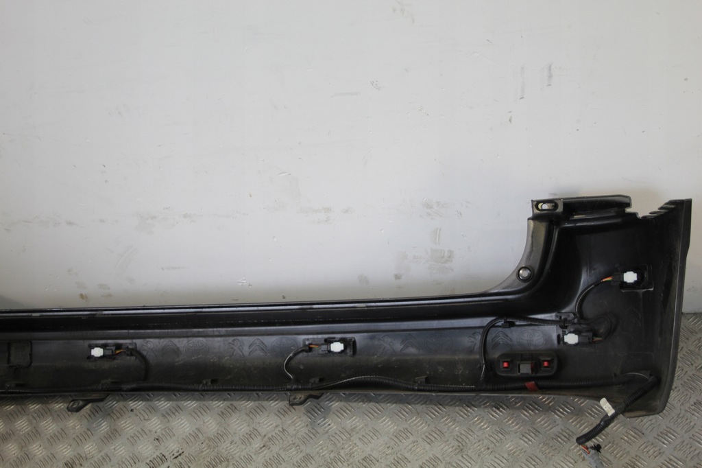 фото №6, Бампер задняя 6x pdc traveller expert iii 3