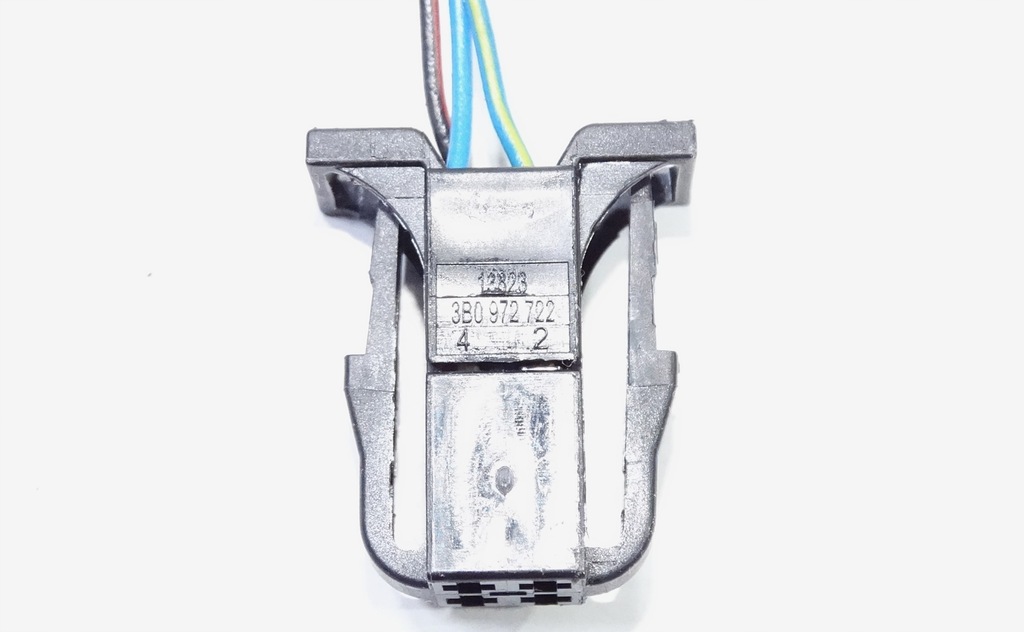 фото №10, Штекер електрична vw audi skoda seat 3b0972722