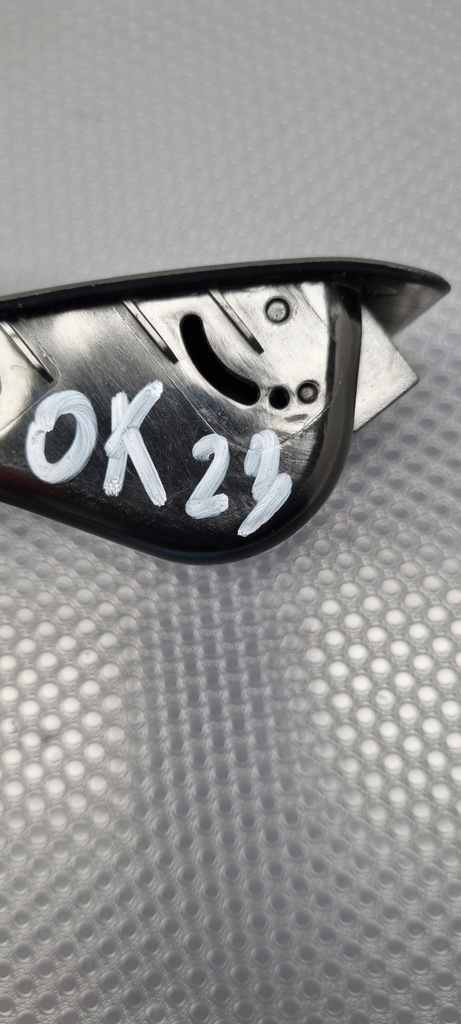 фото №5, Mercedes w205 заглушка isofix a2058680239