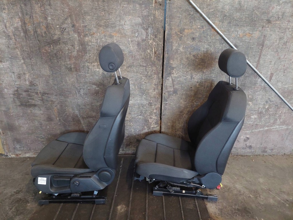 фото №10, Комплект сидений левый правый перед + заднее сиденье задняя + обшивки audi a6 c6 kombi