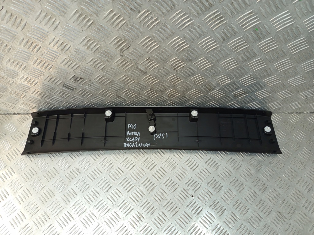 Bmw f40 f70 защита корпус обивка крышки багажника верхний 7456056 Оригинал