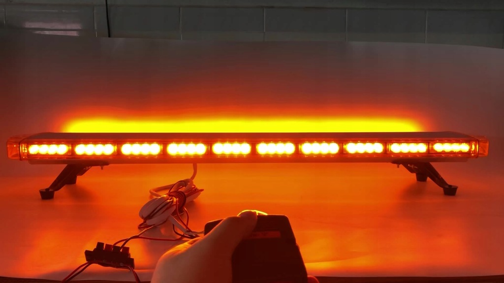 Купити Stroboskop помаранчевий балка led kogut евакуатор 118cm посилена 12v 24v 4 сторони