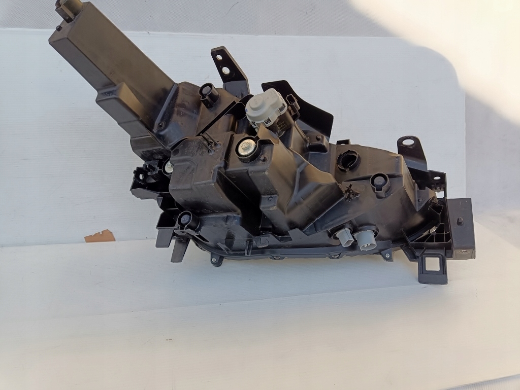 фото №6, Лампа левая перед mazda cx5 ii led europa kb8n51040