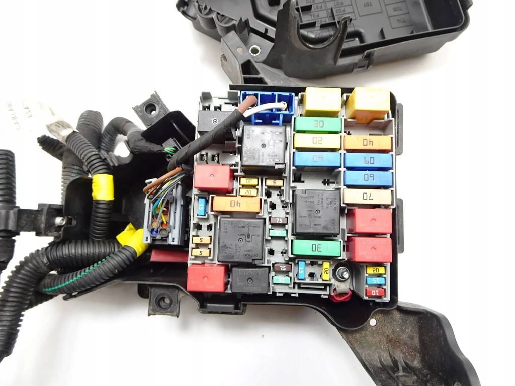 фото №5, Коробка предохранителей alfa romeo giulietta 1.6 jtdm