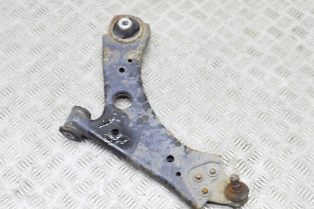 фото №5, Fiat 500x 334 передний левый нижний рычаг 51939755 2.0 дизель 103kw 2015