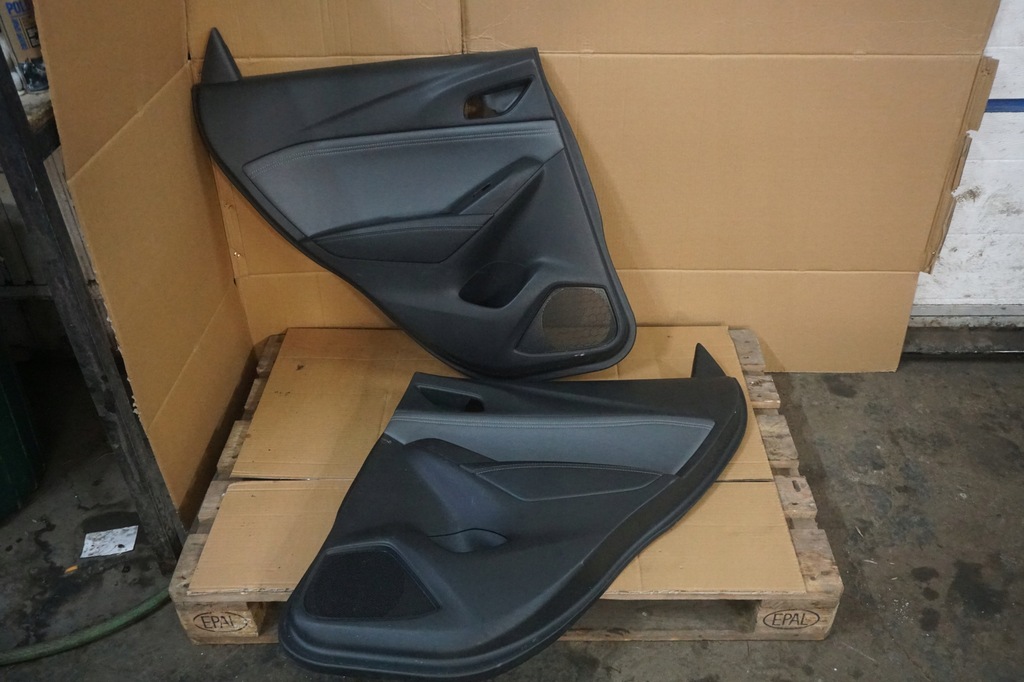 фото №16, Mazda cx-3 cx3 lift 2019r сиденья заднее сиденье обшивка кожа