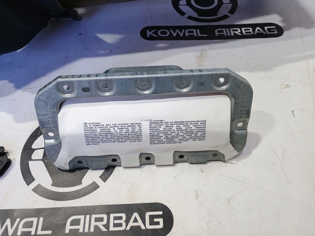 фото №13, Bmw 1 f20 f21 przed lift панель приладів консоль подушка безпеки подушки безпеки натягувачі комплект