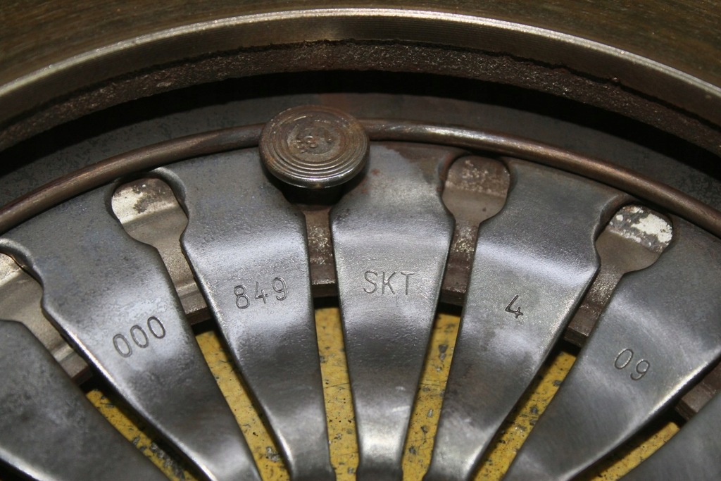 фото №5, Прижим сцепления 1.6 b roomster 036141026l