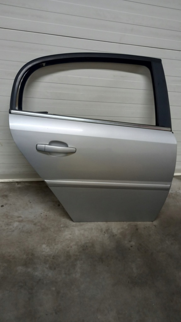 фото №1, Двері праве задня opel vectra c 02r sedan