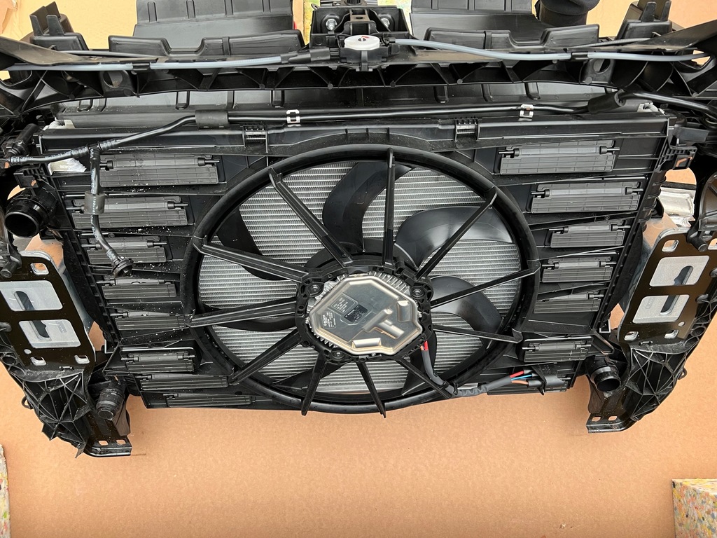 фото №9, Audi q8 4m8 2024 3,0 tdi facelift перед kompletny lift ly9t ls9r matrix