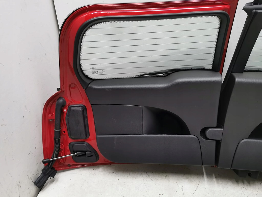 фото №9, Mini clubman f54 2019 крышки багажника