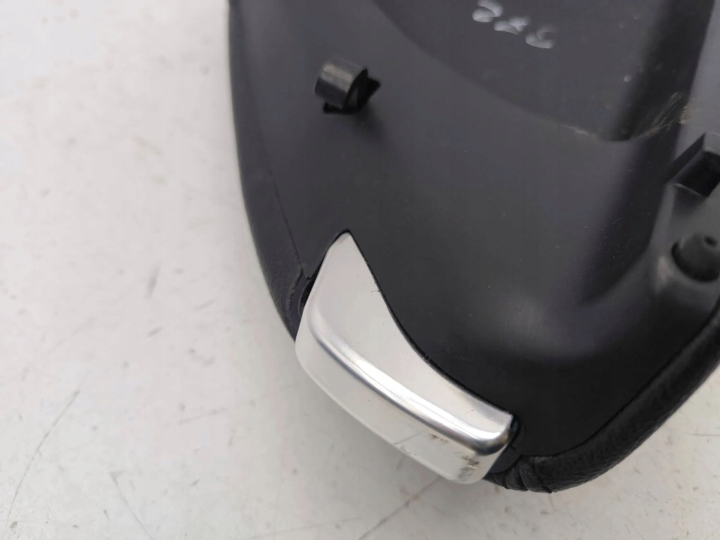 фото №6, Hyundai i40 2012 подлокотники