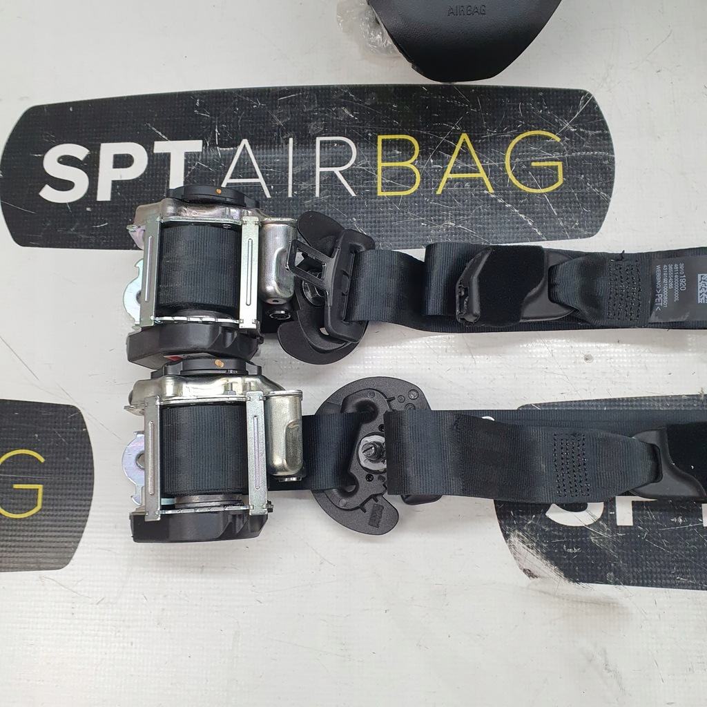 фото №8, Crossland приборная панель консоль подушки безопасности ремни подушка безопасности