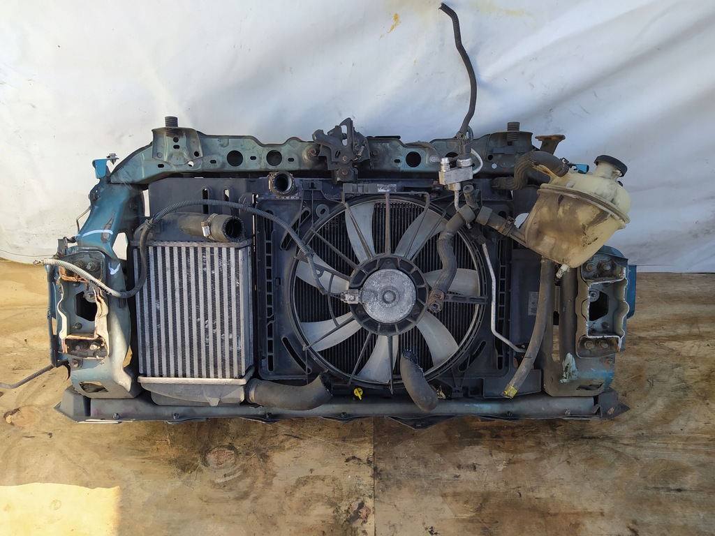 фото №12, Toyota yaris iii 3 pas передній перед передній підсилювач передній