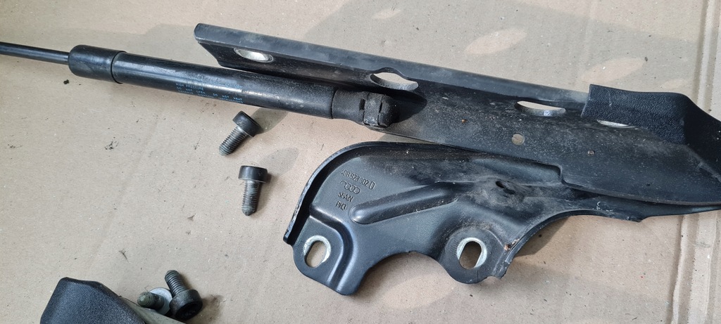 фото №5, S7 4g a7 петля петлі капот лівий правий перед lx7u 2x a6 c7 4g